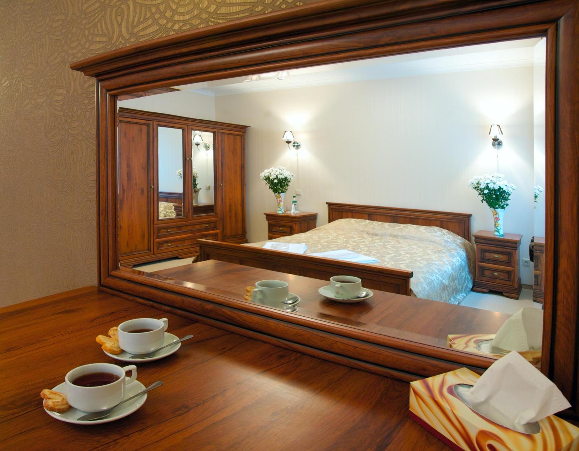 Sherwood Hotel Dolgomostiska Bilik gambar
