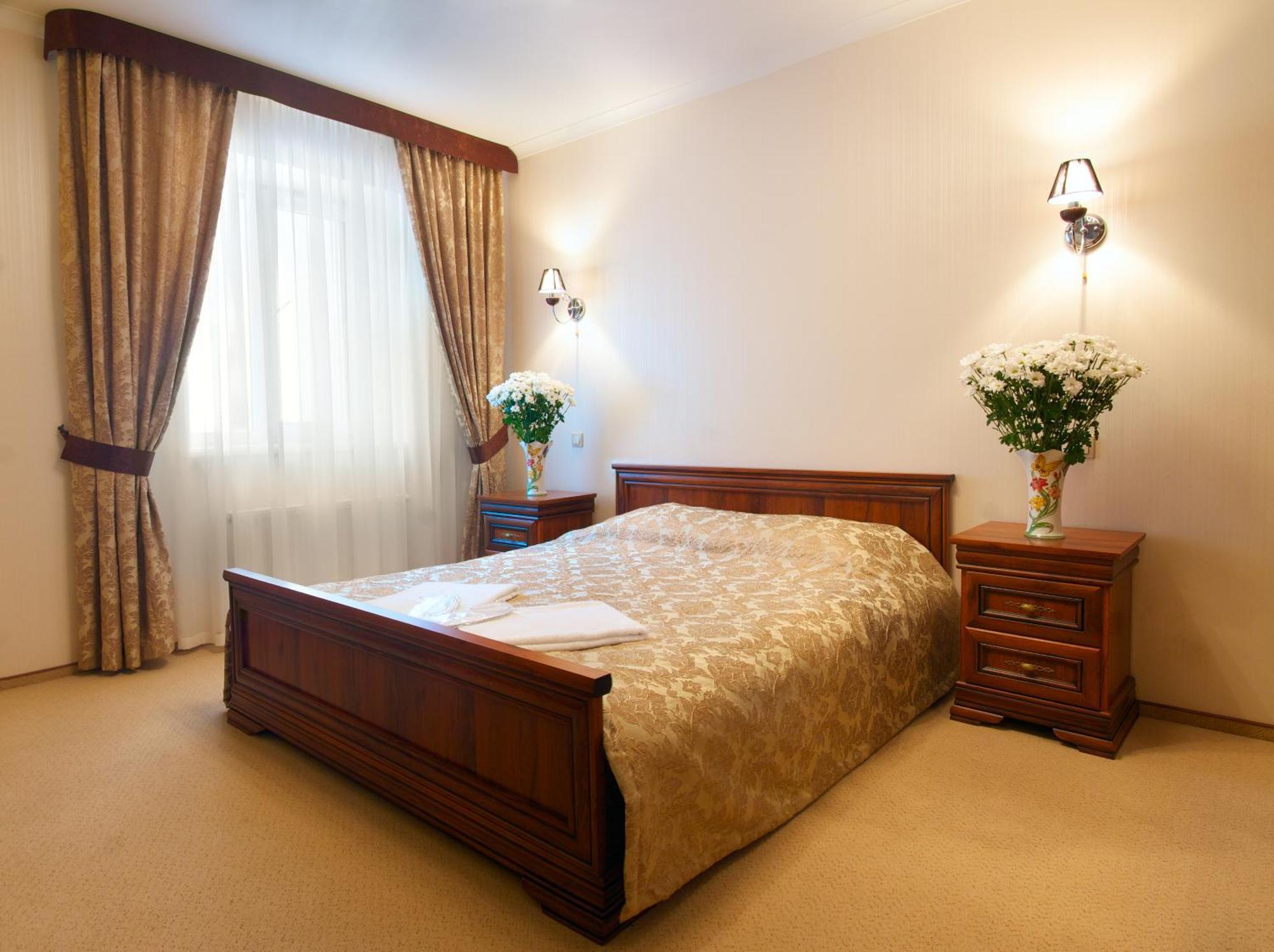 Sherwood Hotel Dolgomostiska Bilik gambar