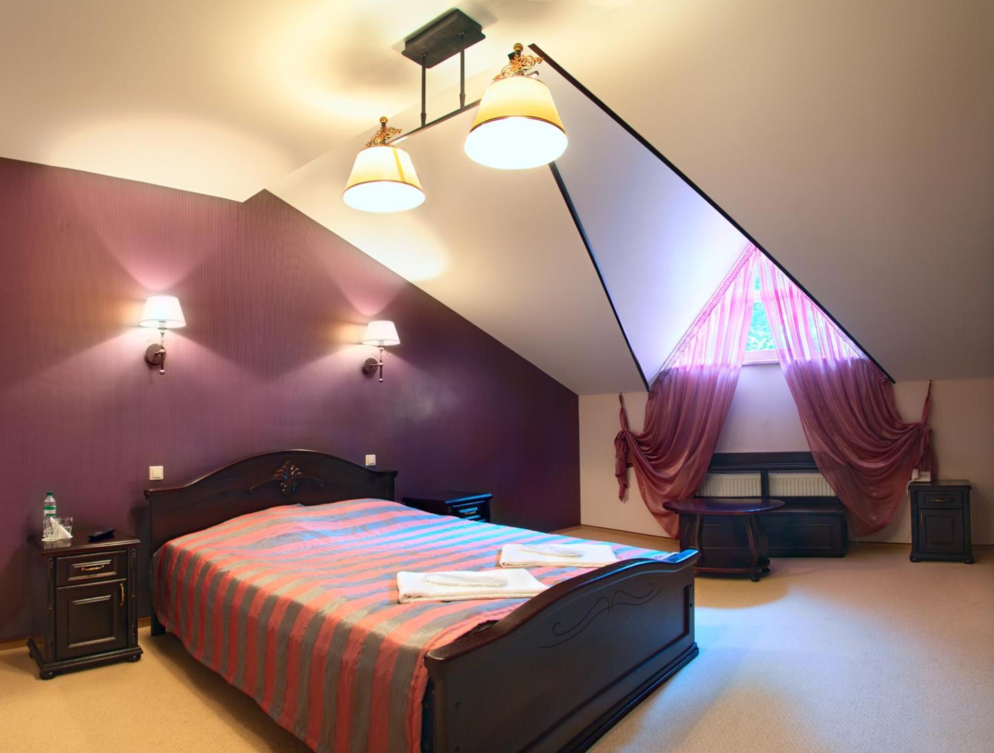 Sherwood Hotel Dolgomostiska Bilik gambar