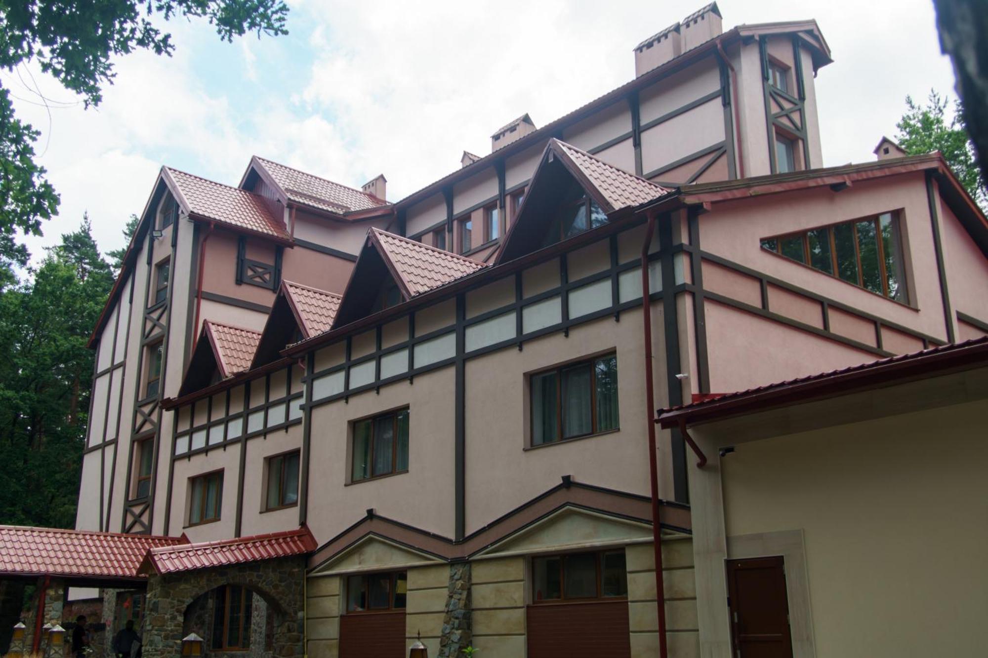 Sherwood Hotel Dolgomostiska Luaran gambar