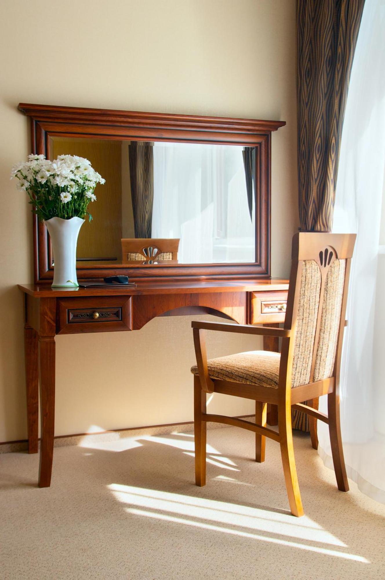 Sherwood Hotel Dolgomostiska Bilik gambar
